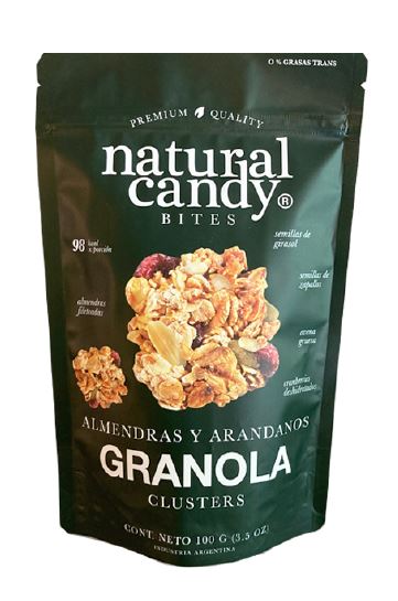 Arandanos y almendras granola clusters